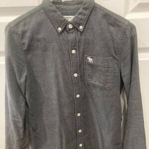 Abercrombie boys soft flannel Grey button up shirt size 11/12